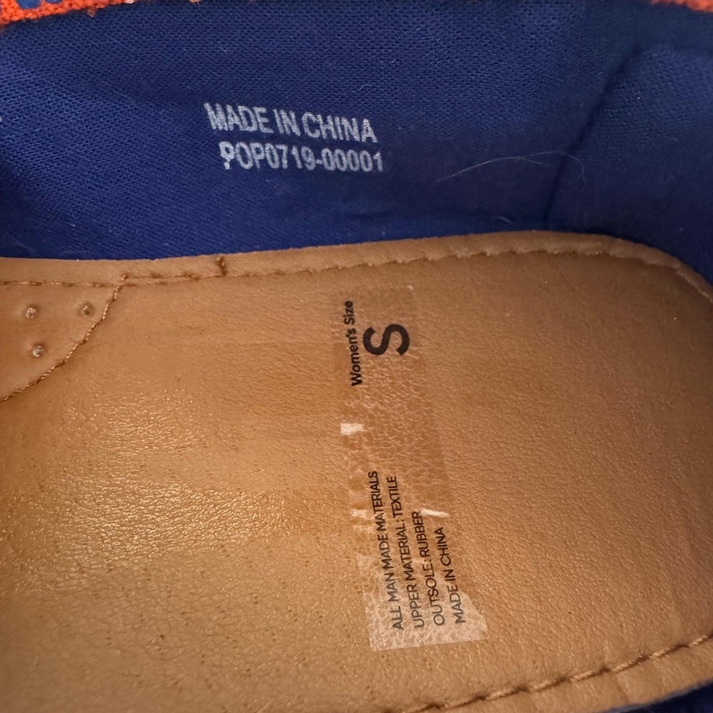 FOCO Florida Gators NCAA Stripe Canvas Slip On Flats Women’s S Fits 5.5–6 - Picture 8 of 8